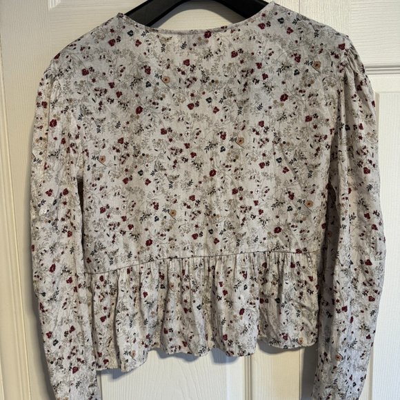 Little Moon floral long-sleeve, size XS - Picture 4 of 4